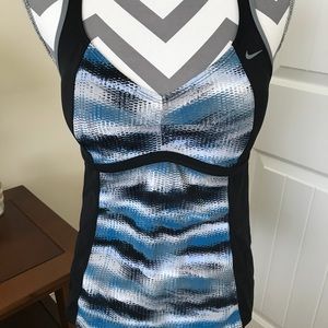 Nike active wear top